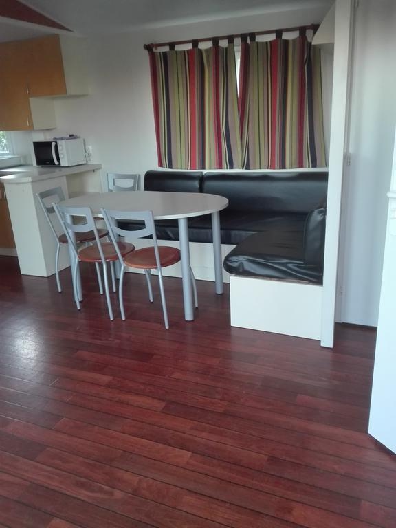 Camping Cubillas Cubillas de Santa Marta Екстериор снимка